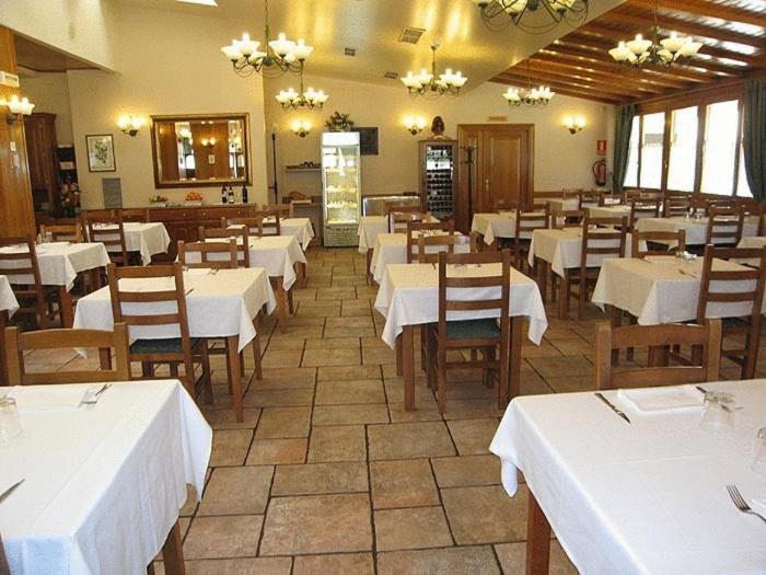 Hostal Lorentxo Olave Exterior foto