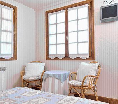 Hostal Lorentxo Olave Quarto foto